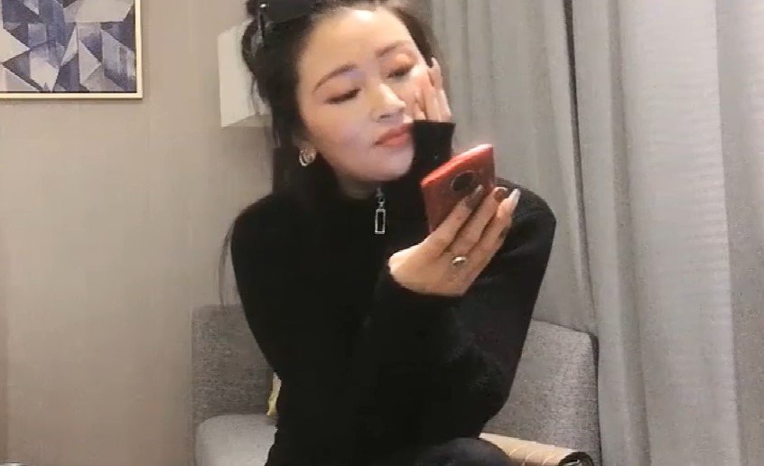 风骚少妇极品尤物,粉嫩鲍鱼水深潺潺 风骚少妇极品尤物,粉嫩鲍鱼水深潺潺