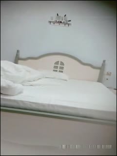 (莞式一条龙)说话很拽的眼镜四哥和老铁微信约嫖高颜值兼职妹玩3P前后搞妹子有点吃不消 (莞式一条龙)说话很拽的眼镜四哥和老铁微信约嫖高颜值兼职妹玩3P前后搞妹子有点吃不消