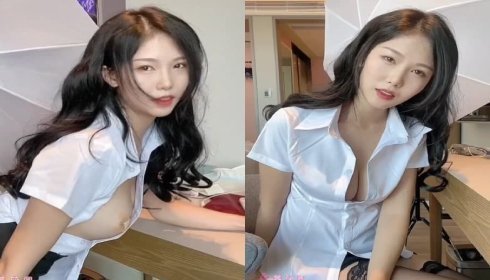极品颜值妹子空虚寂寞骚首弄姿!在桌上骚气十足勾引网友操她~ 极品颜值妹子空虚寂寞骚首弄姿!在桌上骚气十足勾引网友操她~