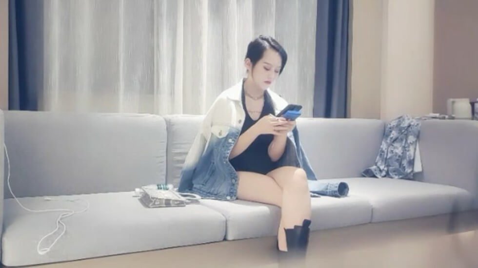 探花系列-高价约操上海名媛,沙发上多姿势爆操 探花系列-高价约操上海名媛,沙发上多姿势爆操
