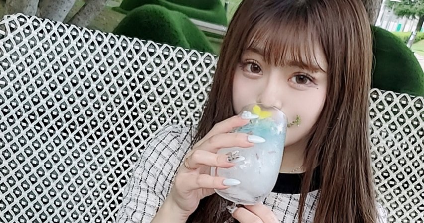 美人なのに淫乱すぎて2回中出し 美人なのに淫乱すぎて2回中出し