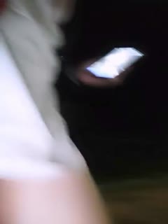 眼鏡妹帶著兩姐妹夜晚廣場和神經病流浪漢啪啪再勾引摩的司機野戰 眼鏡妹帶著兩姐妹夜晚廣場和神經病流浪漢啪啪再勾引摩的司機野戰
