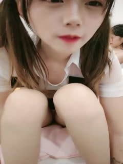 【清纯系天花板学生萌妹】放假和闺蜜赚钱大秀,双马尾一脸清纯 【清纯系天花板学生萌妹】放假和闺蜜赚钱大秀,双马尾一脸清纯