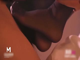 麻豆传媒&amp;amp;amp;工口联合出品国产AV佳作 欲女上司-饥渴女领导逼我草她-千鹤的!