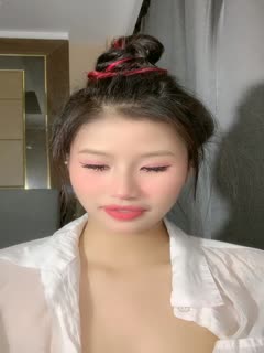烈焰大红唇极品网红美女!热舞诱惑简直尤物! 烈焰大红唇极品网红美女!热舞诱惑简直尤物!