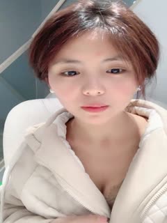 甜美颜值妹妹!娇小身材非常耐操!服装店地上操逼. 甜美颜值妹妹!娇小身材非常耐操!服装店地上操逼.
