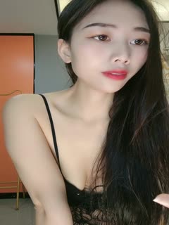 烈焰红唇性感美女!黑丝包臀裙!扭腰包臀换装,揉捏奶子 烈焰红唇性感美女!黑丝包臀裙!扭腰包臀换装,揉捏奶子