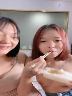 #直播_超嫩美少女带新人闺蜜一起下海!娇小身材坚挺奶子,脱光光穿黑丝 #直播_超嫩美少女带新人闺蜜一起下海!娇小身材坚挺奶子,脱光光穿黑丝