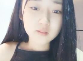 一字马柯妹. 一字马柯妹.