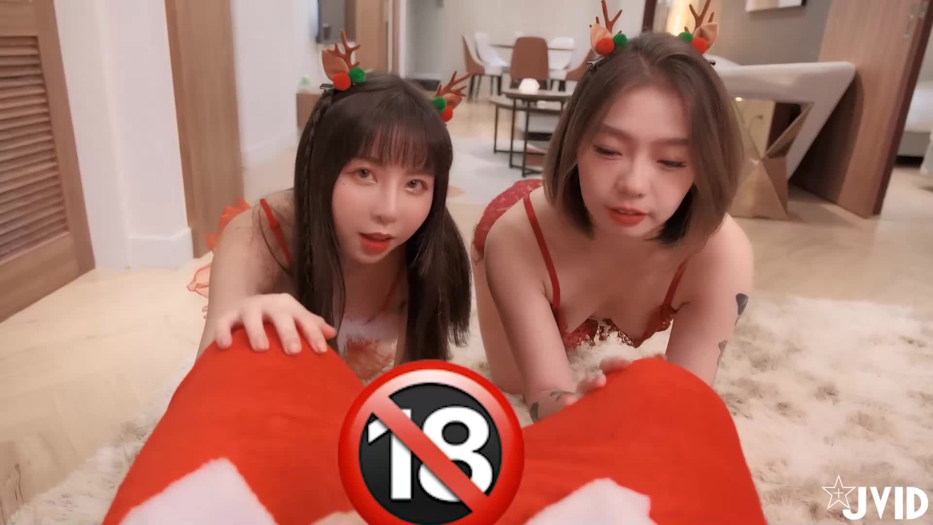 我们一起吃圣诞老人肉棒吧. 我们一起吃圣诞老人肉棒吧.